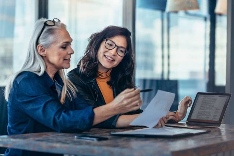 getting a psychic reading on California Psychics website